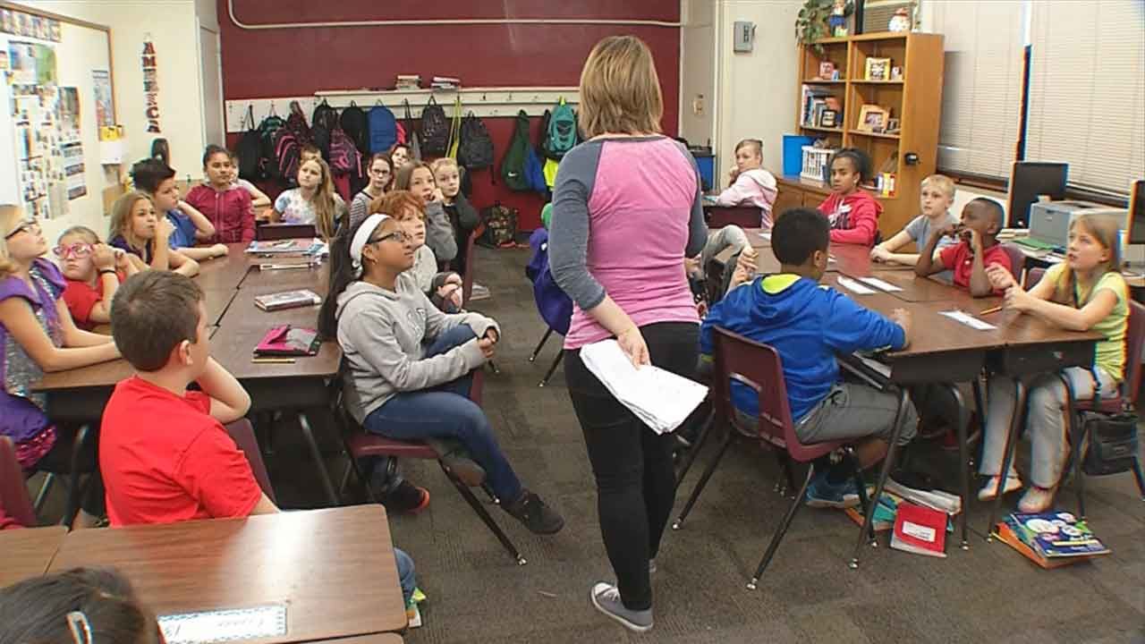 School Deregulation Bill Passes In Oklahoma Senate