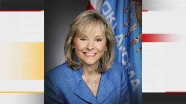 Gov. Mary Fallin Vetoes Anti-Abortion Bill