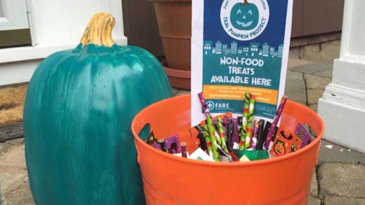 Teal Pumpkins Make Halloween Happy For Kids With Allergies
