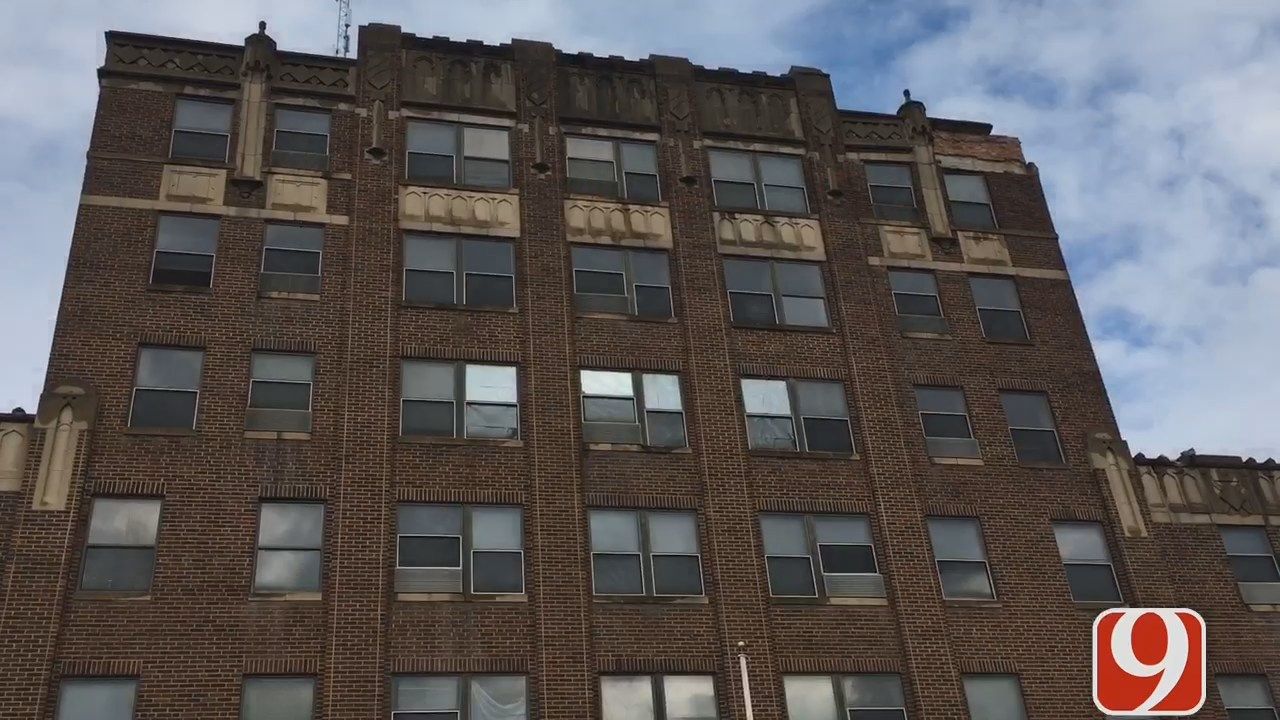 Cushing Man Rescues Dad, Searches For Others In Quake-Damaged Building