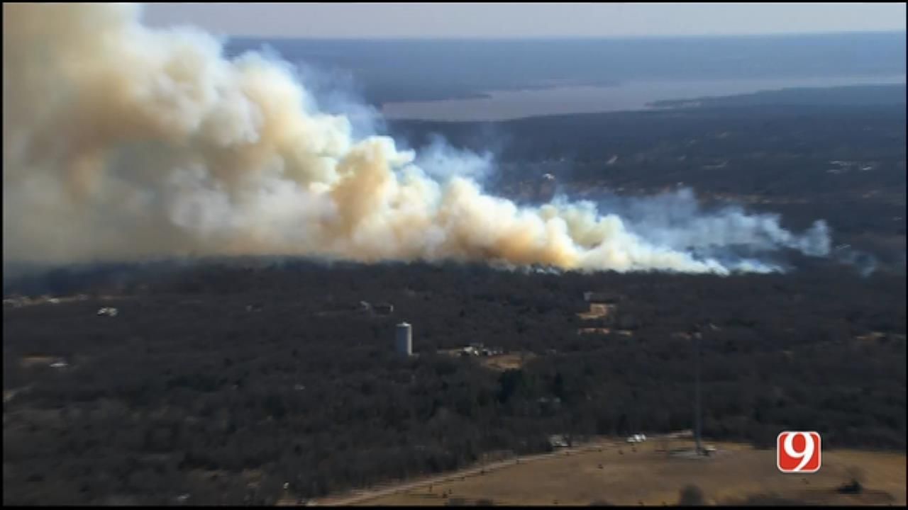 Residents Evacuated After Wildfire Sparks Up Near Lake Thunderbird