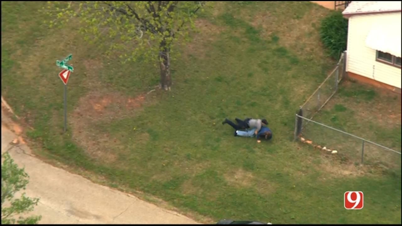 Suspect In Custody After Chase, Brawl With OKC Police