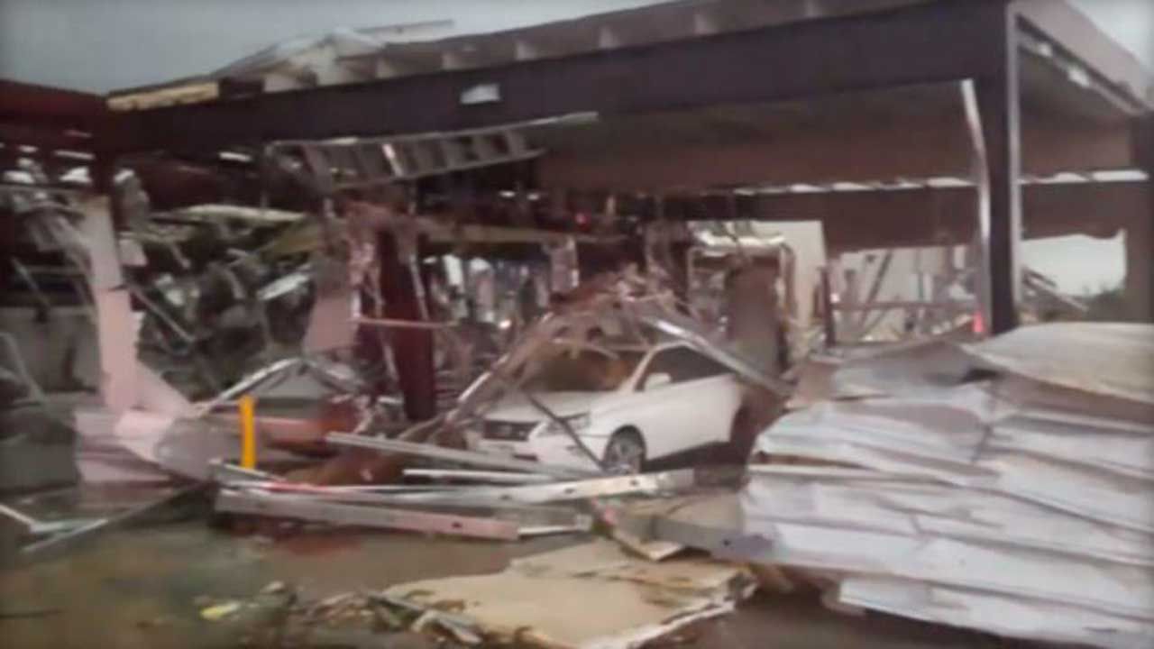 Multiple Deaths In Powerful Tornado In East Texas