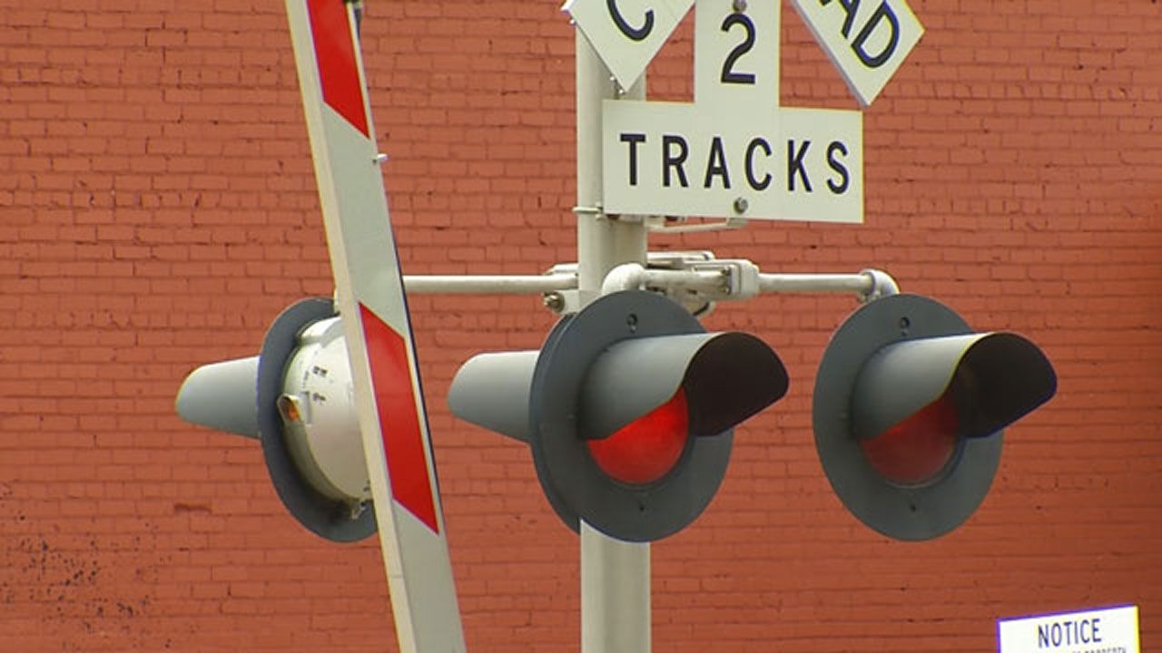 Oklahoma Lawmakers Mull High-Speed Rail System