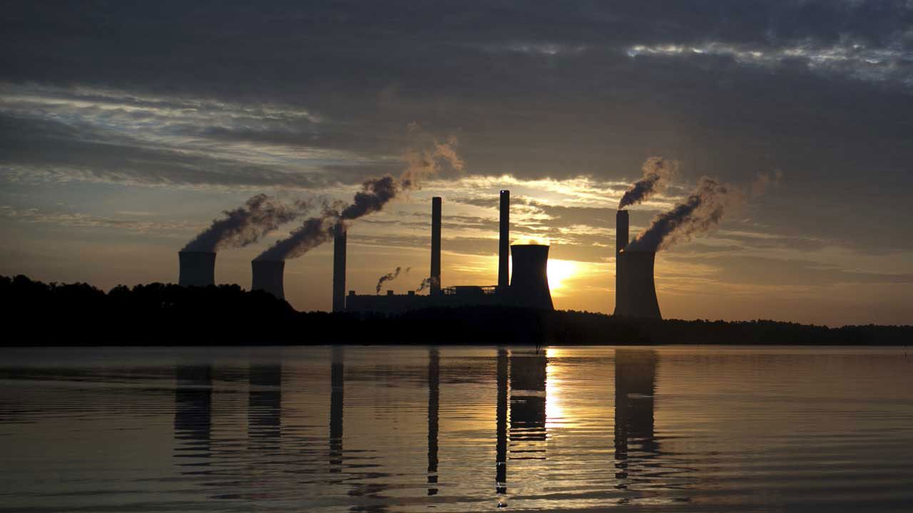 EPA Admin Pruitt Says White House Will Withdraw From Clean Power Plan