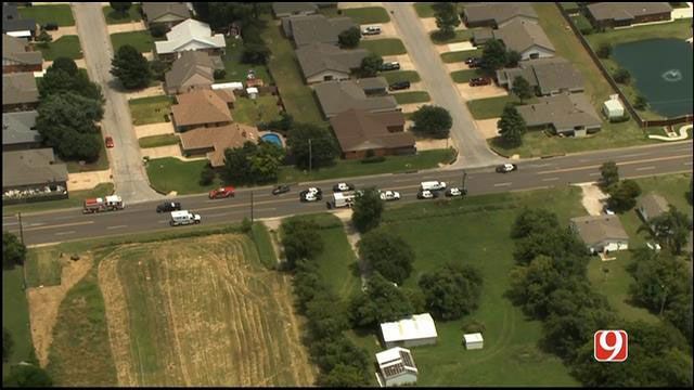 Bomb Squad Called To Investigate Suspicious Pipes In SW OKC