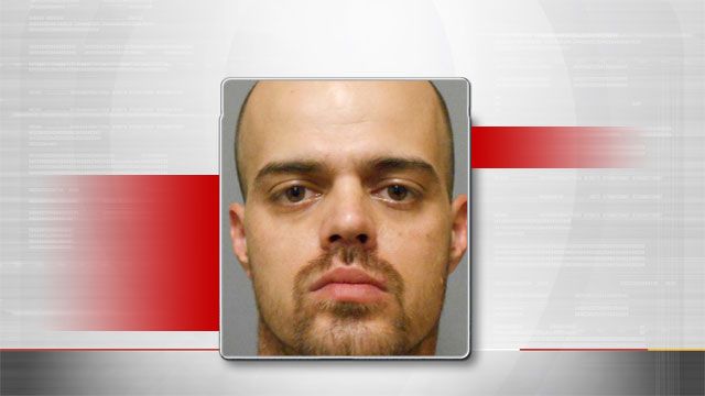 Stabbing Suspect Arrested Following Standoff With Edmond Police