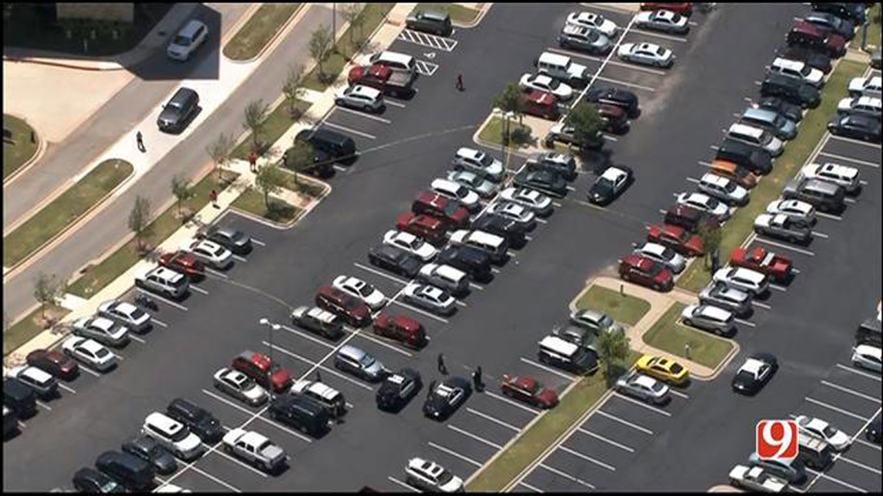 Two Dead At Norman HealthPlex In Apparent Murder-Suicide