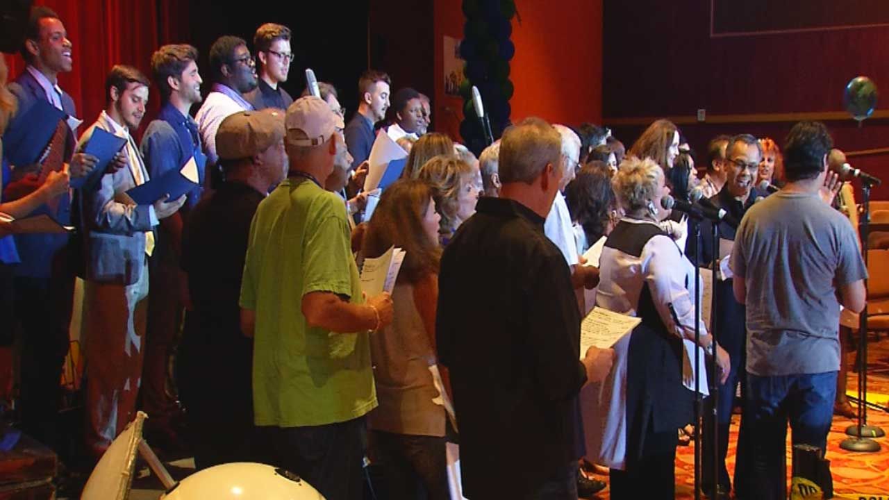 Oklahoma Singers Performed 'We Are The World' For Good Cause