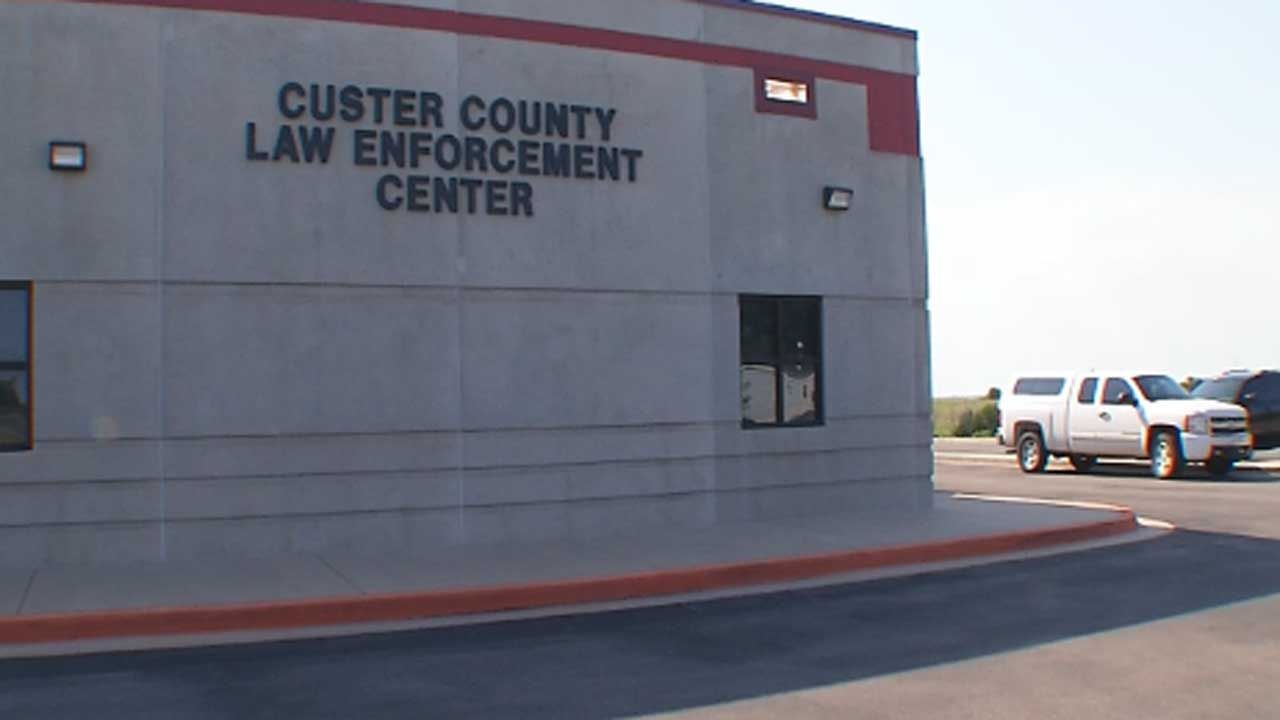 Custer County Detention Officer Helps Deliver Inmate's Baby