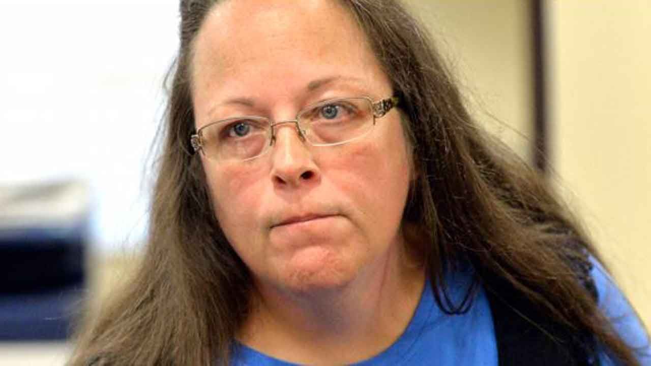 Defiant Kentucky Clerk Jailed Over Refusing Marriage Licenses