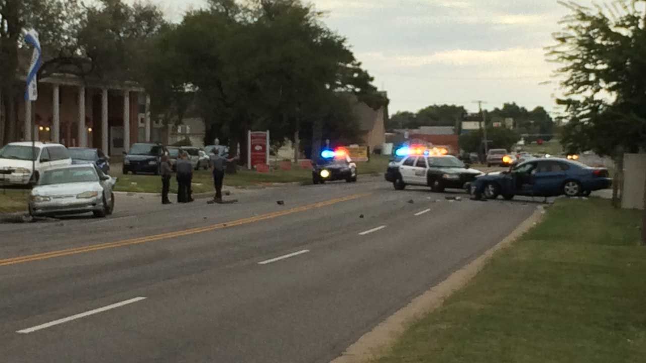 Police Pursuit Ends In Crash, Two Arrests In NW OKC