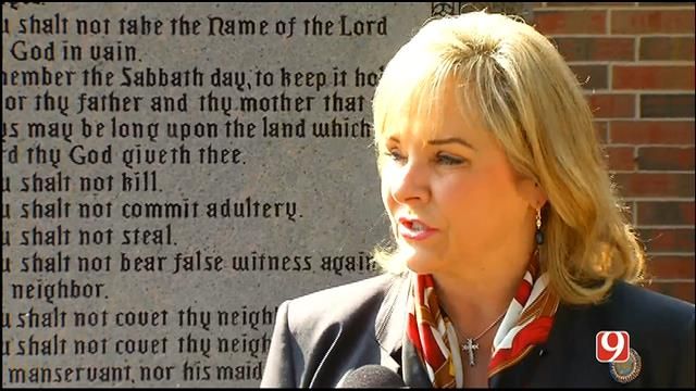 Fallin Speaks On Removal Of Ten Commandments Monument From State Capitol