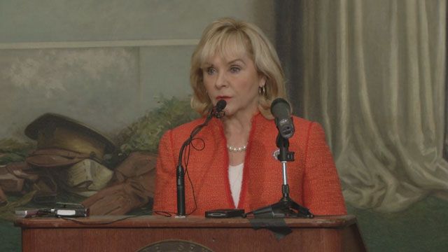 Fallin, DHS Want 1,000 New Foster Families By June