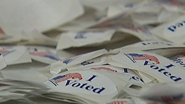 Democrats Formalize Plans To Open Primaries To Independents
