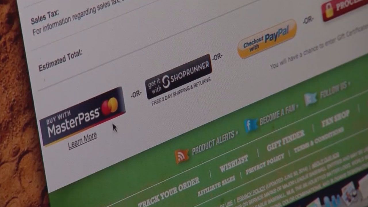 Tips On Protecting Your Information When You Shop Online This Cyber Monday