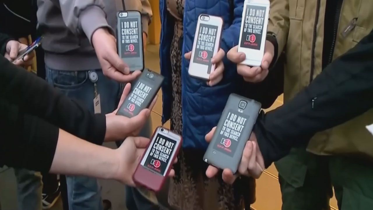 Apple Gains Support In Fighting Court Order To Unlock San Bernardino Shooter's Phone