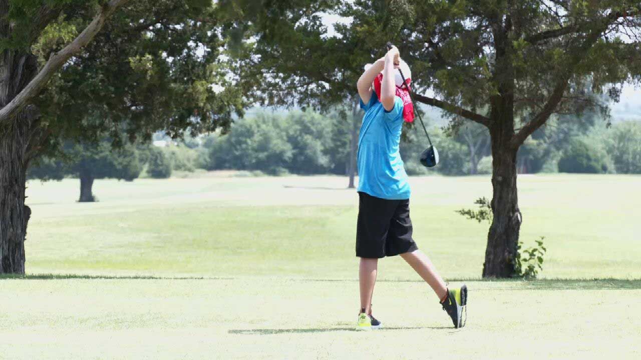 Broadmoore Golf COurse, Moore, Oklahoma Golf course information and